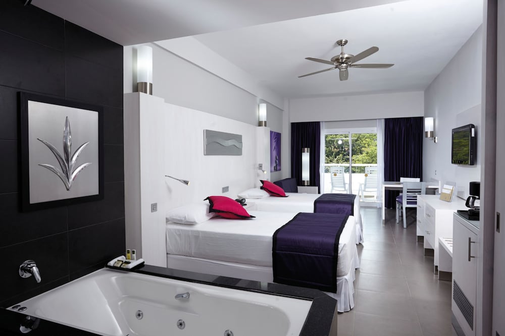 Junior Suite (Standard | E)