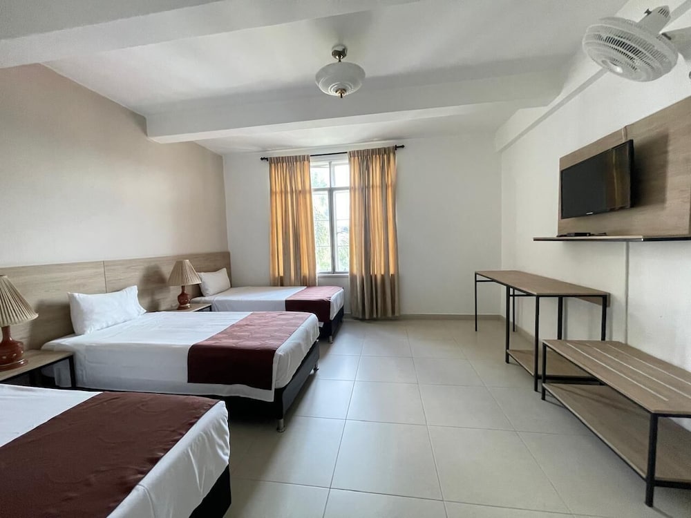 Triple Room - Photo 3