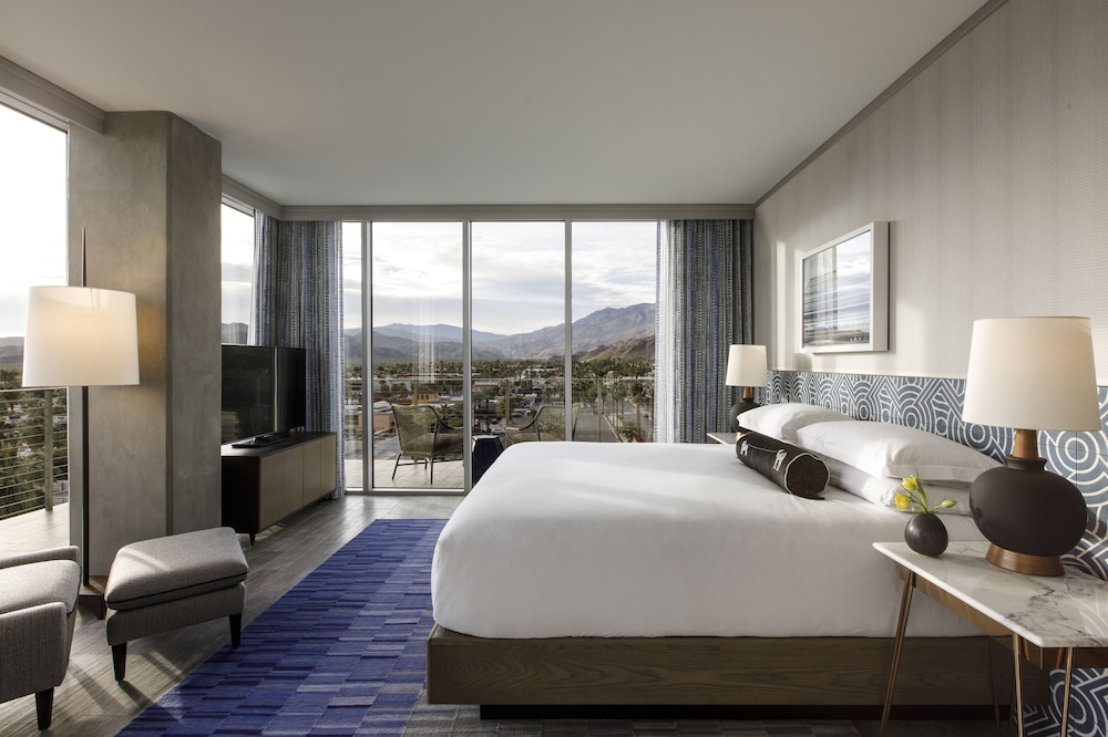 Suite, 1 Twin Bed (Arlo) thumbnail 5