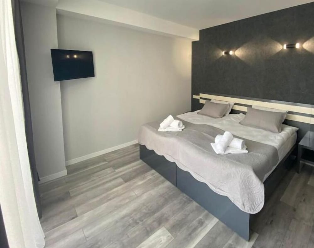 Deluxe Double or Twin Room photo 3