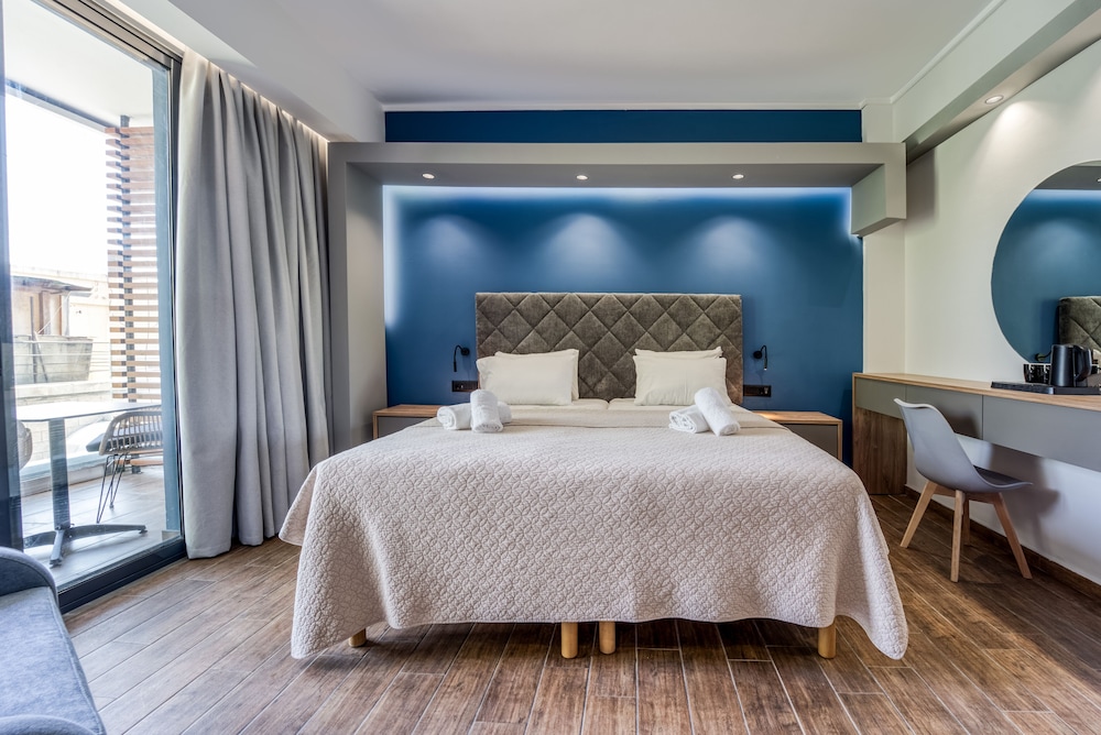 Double Or Twin Room, 1 Bedroom, Harbor View photo 1