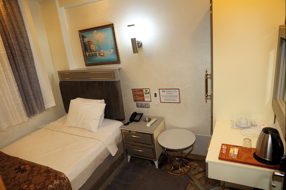 Basic Single Room photo 3