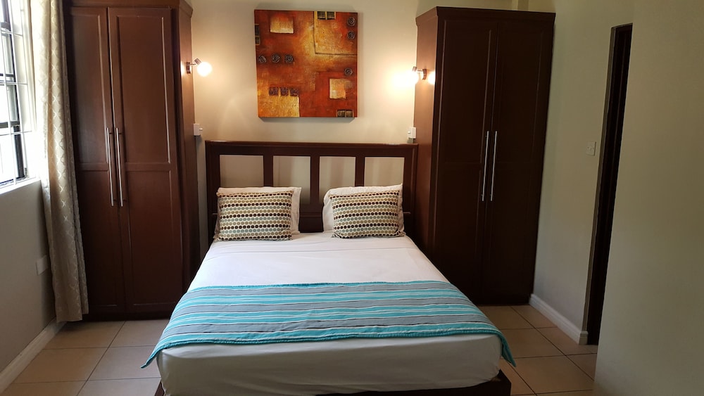 Deluxe Apartment, 2 Bedrooms, Pool Access, Marina View photo 3