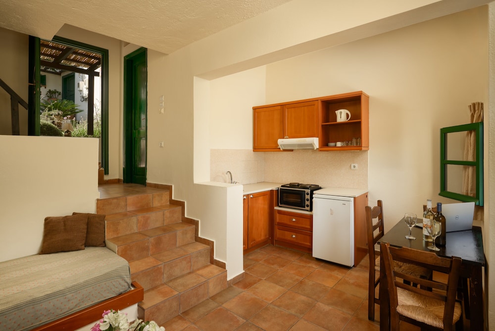 Classic Apartment, Sea View photo 3