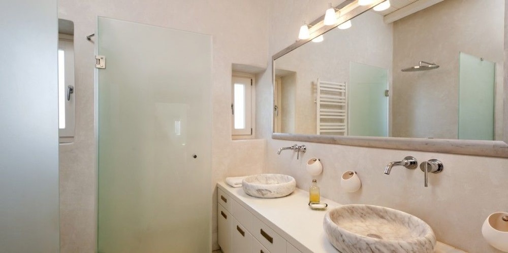 Villa, 6 Bedrooms photo 2