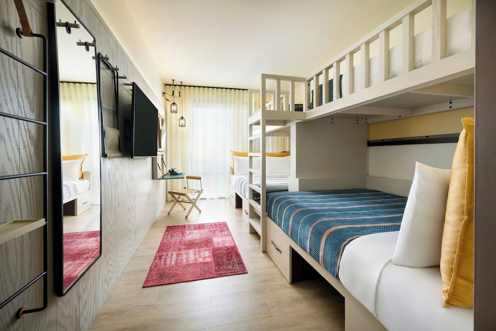Room (Hearing Accessible)