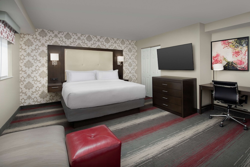 Room, 1 Queen Bed, Accessible (Mobility, Roll-In Shower)