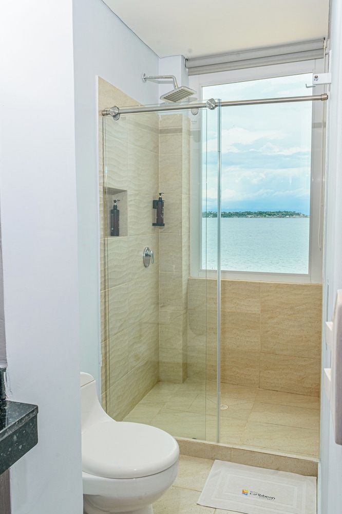 Superior Double or Twin Room, Sea View - Photo 8
