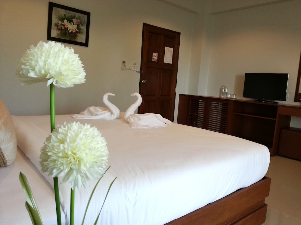 Standard Twin Room, 2 Twin Beds photo 2