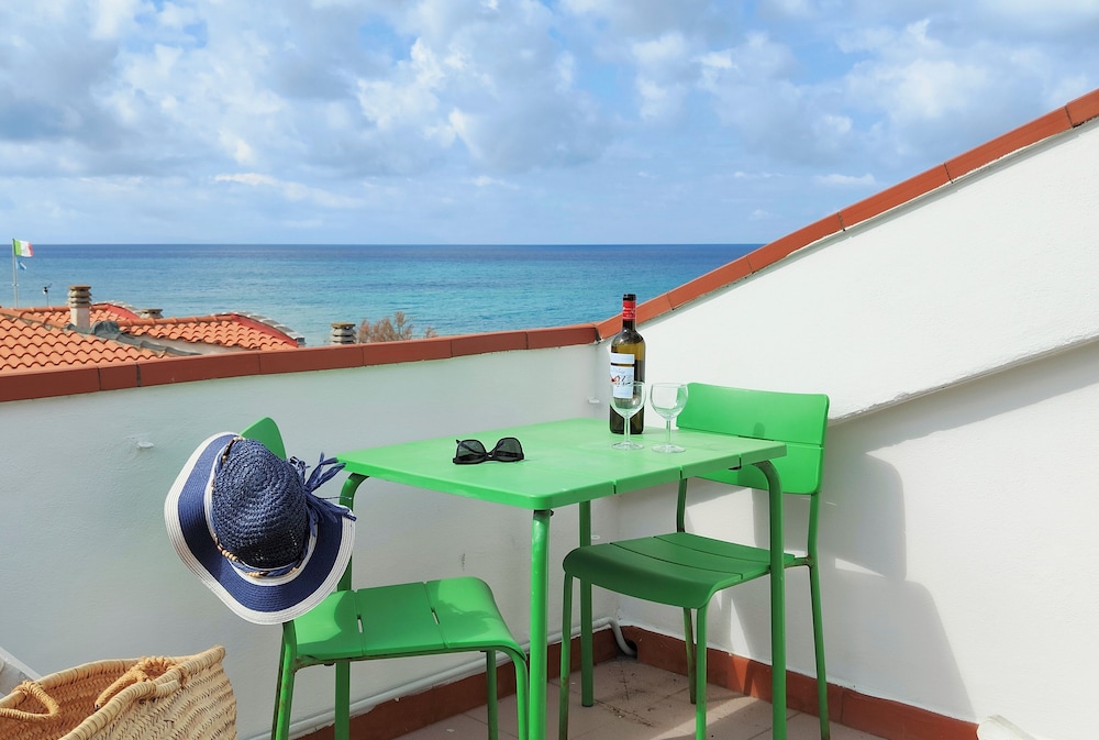 Panoramic Loft, 1 Bedroom, Terrace, Sea View photo 3