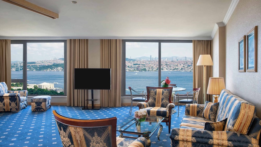 Business Suite, Smoking, Sea View