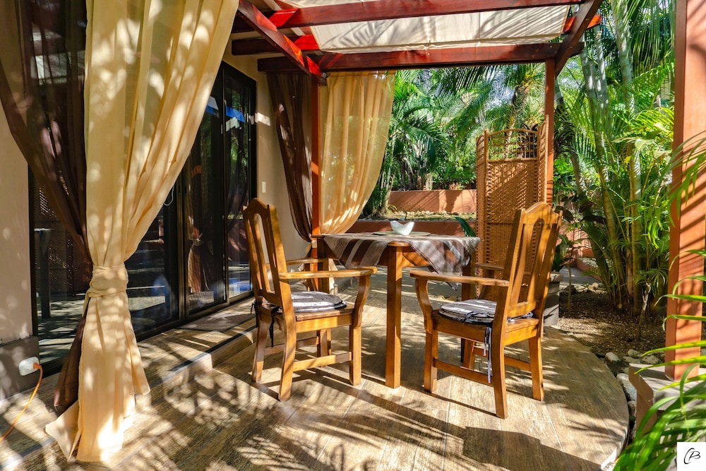 Deluxe Studio photo 2