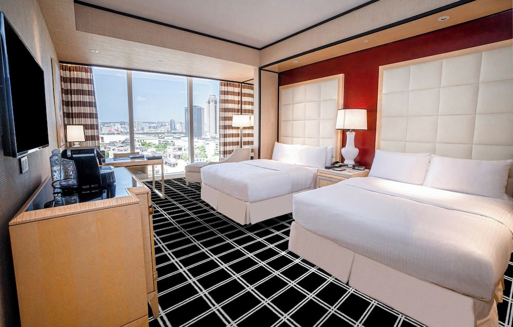 Deluxe Triple Room, 2 Double Beds