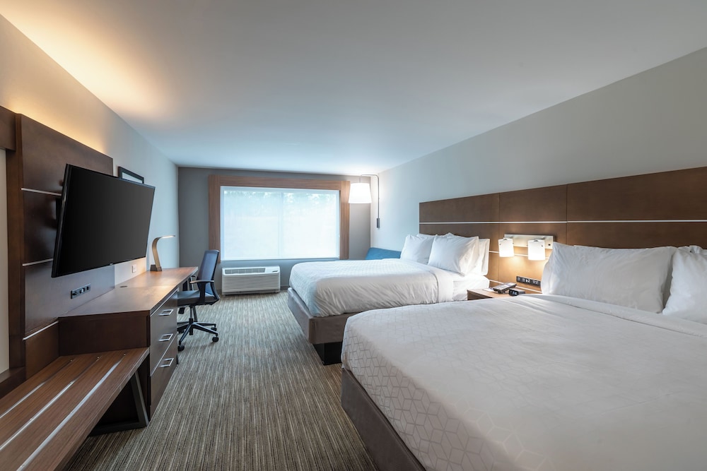 Suite, 2 Queen Beds, Accessible (Communications, Accessible Tub) - Photo 4