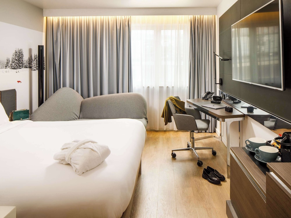 Premium Room, 1 Queen Bed with Sofa bed (Executive) photo 2