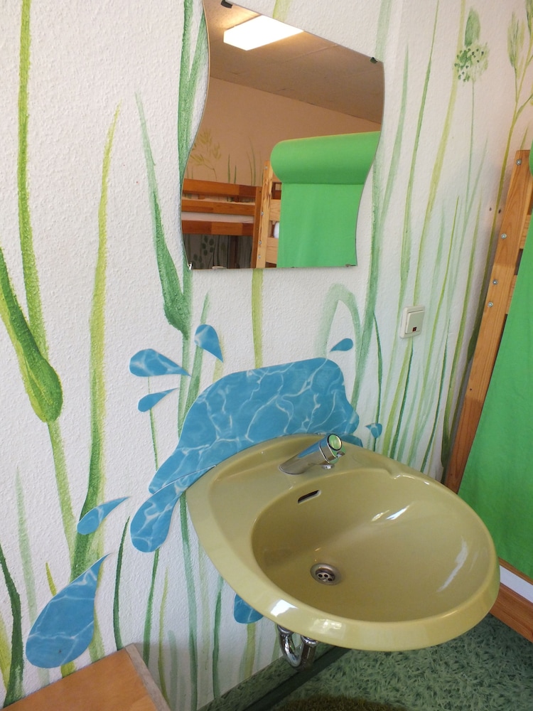 Shared Dormitory (Achtbettzimmer) photo 3