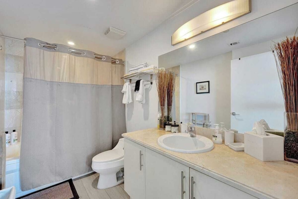 Classic Double Room, Multiple Beds (Arya-1001) photo 2