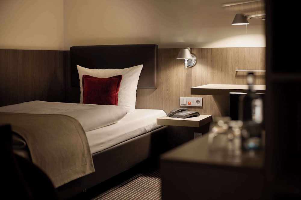 Comfort Room, 1 Twin Bed, Accessible photo 2