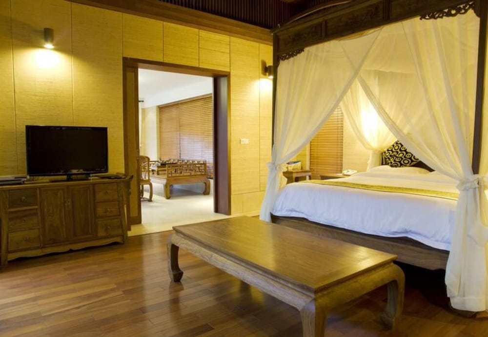 Classic Chalet, 1 King Bed