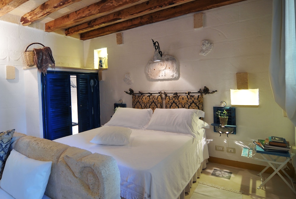 Standard Double Room, 1 Double Bed photo 3