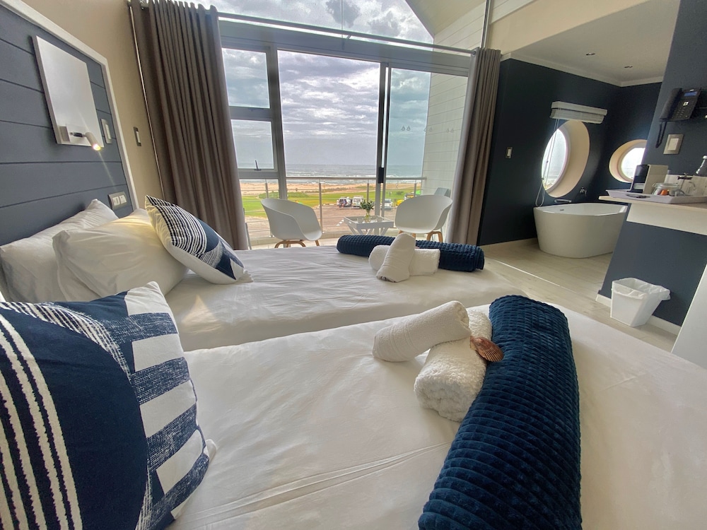 Deluxe Double or Twin Room photo 1