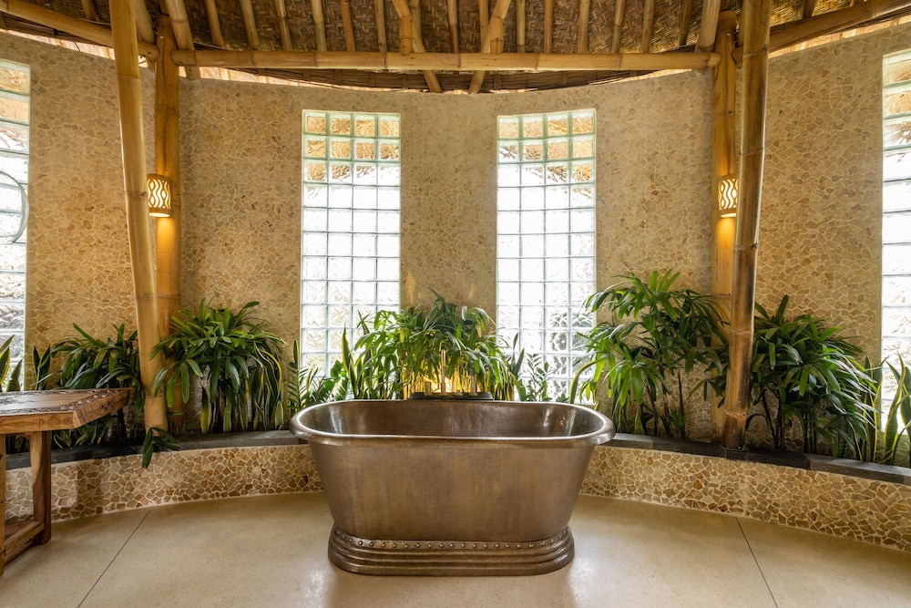 Luxury Villa, 1 King Bed, Private Pool, Hill View