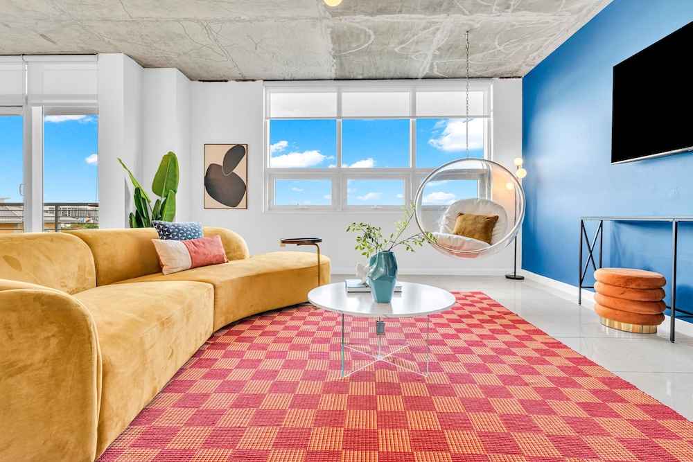 Apartment photo 1