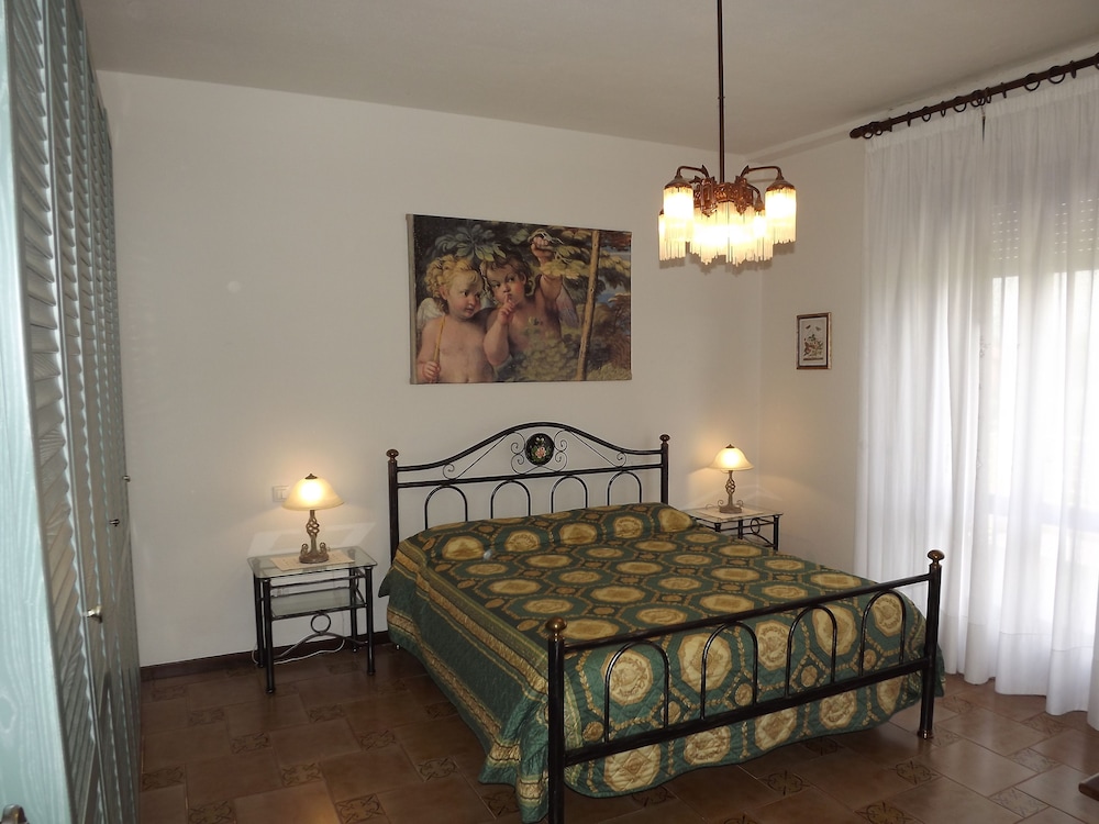 Apartment, 2 Bedrooms, Terrace, Mountain View photo 1