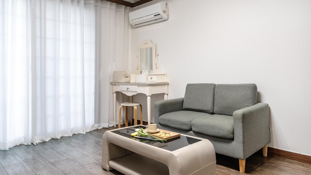 Basic Room, 1 Bedroom (Room 201(Pet, BBQ))