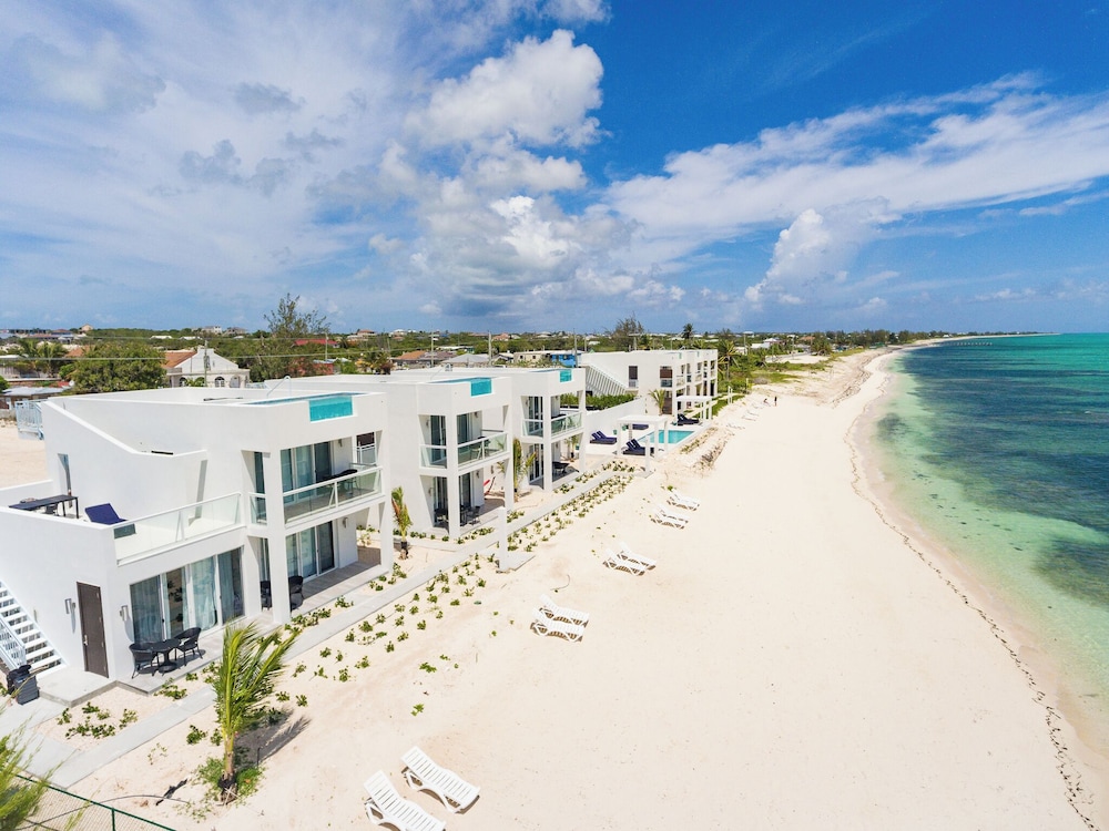 Luxury Villa photo 2
