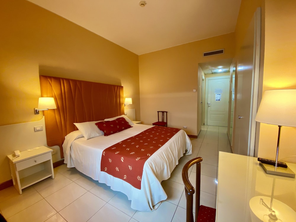 Comfort Double or Twin Room - Photo 1