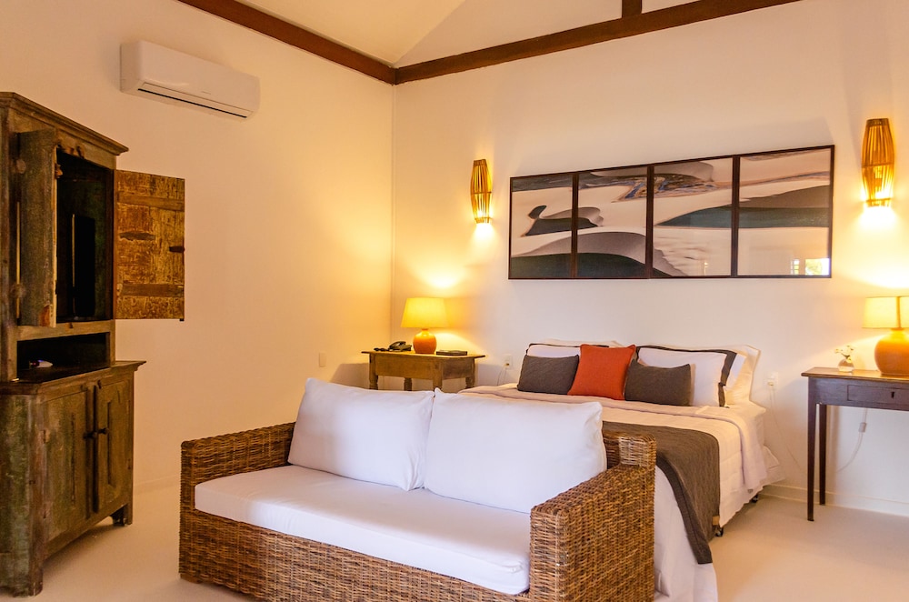 Master suite with sea view and private pool photo 2