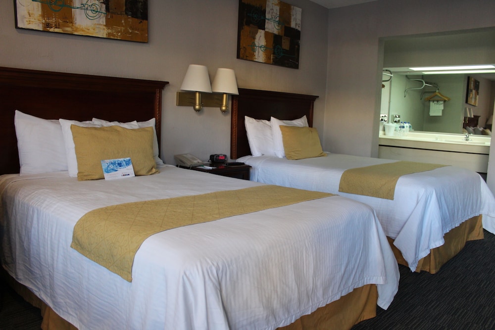 Standard Double Room, 2 Double Beds, Non Smoking - Photo 10