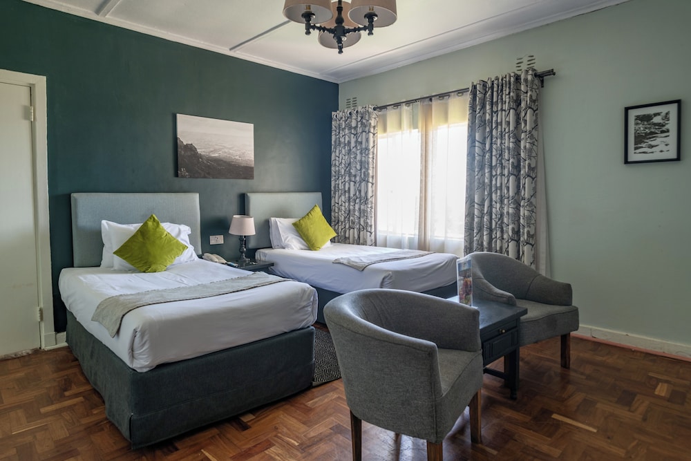 Family Suite 2 bedrooms (4 pax) photo 3