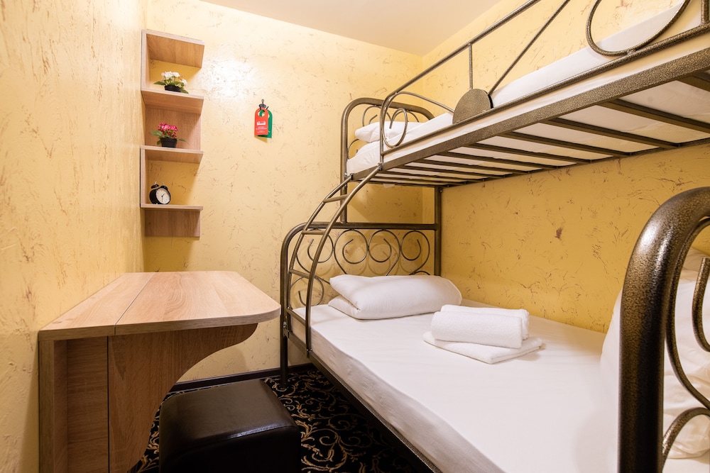 Economy Twin Room