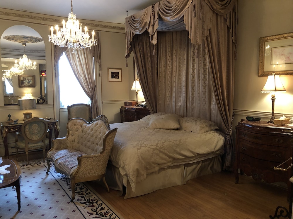 Royal Suite, 1 King Bed, Non Smoking