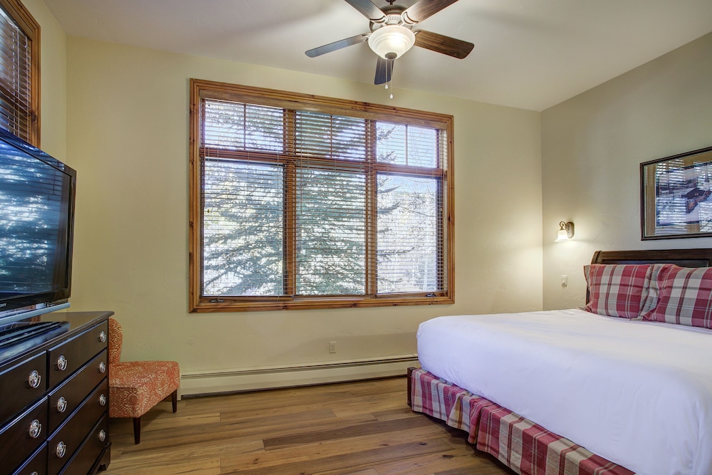 Townhome, 3 Bedrooms photo 1