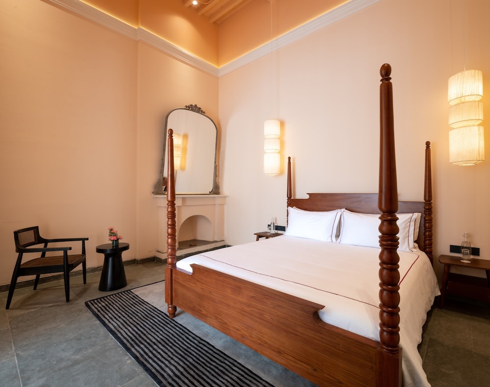 Basic Suite (Heritage)