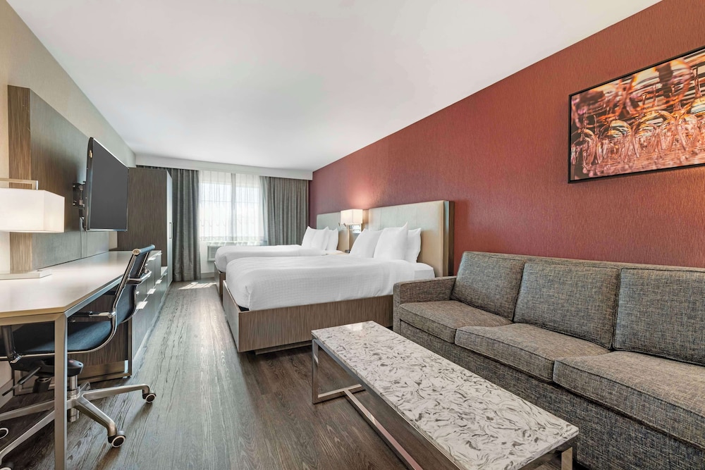 Suite, 2 Queen Beds, Accessible, Non Smoking (Walk-in Shower;with Sofabed) photo 2