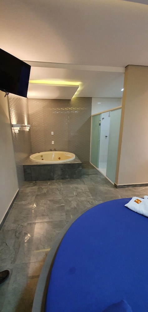Comfort Suite photo 2