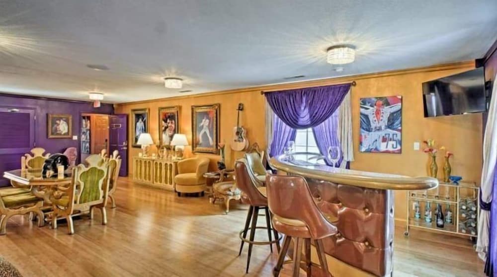 Signature Room, 2 Bedrooms, Ensuite