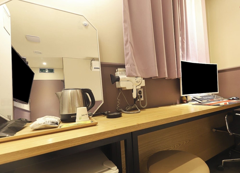 Standard Double Room, City View photo 2