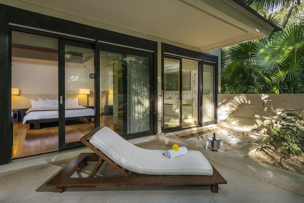 Junior Suite, Patio - Photo 7