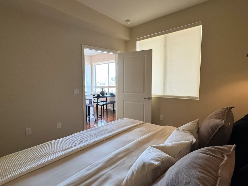Stylish Retreat W Pool GYM Parking 10min to Cedars, Fotografia 4