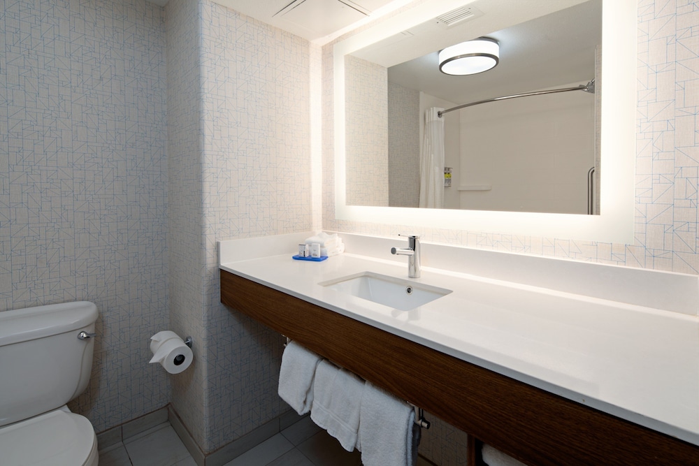Suite, 1 King Bed (Extra Floor Space) - Photo 3