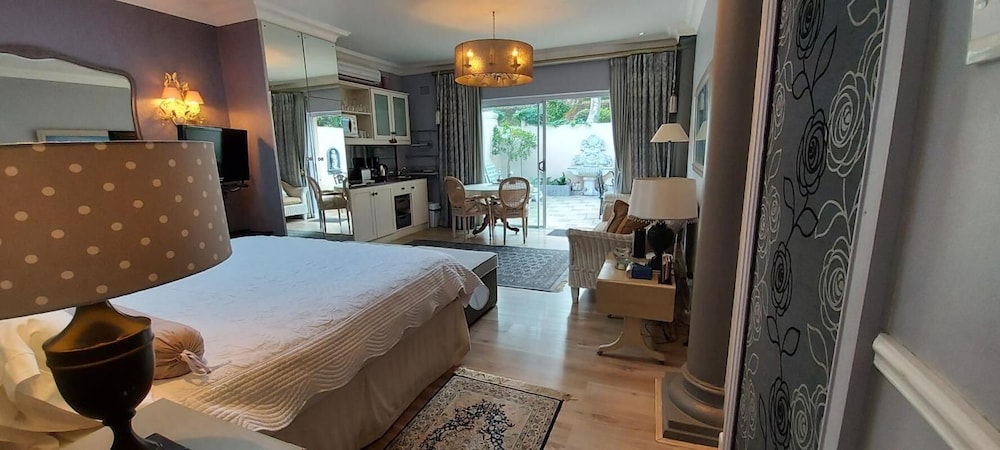 Apartment, 1 Bedroom, Patio, Garden View