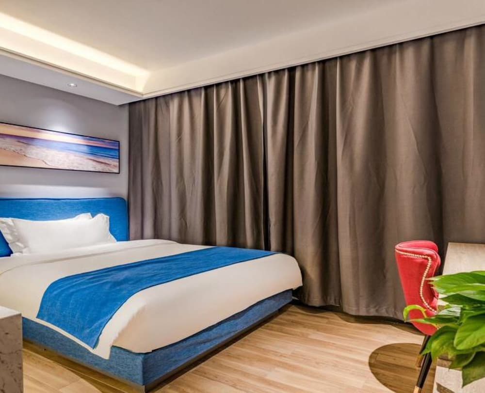 Standard Double Room, No Windows (Mainland Chinese Citizen Only) photo 1