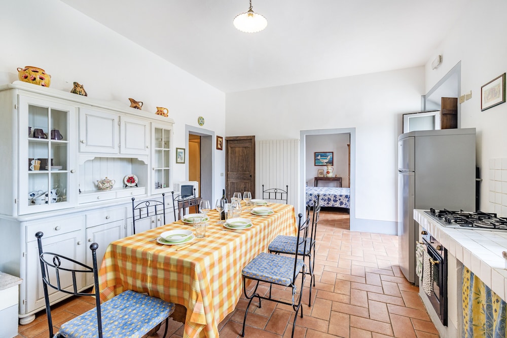 Standard House, 3 Bedrooms, 2 Bathrooms (Cozy Home D'Orcia with private pool)