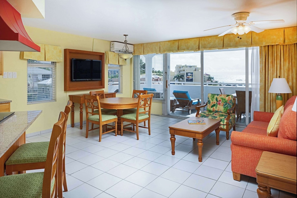 One Bedroom Suite, 1 King Bed With Sofa Bed, Non Smoking