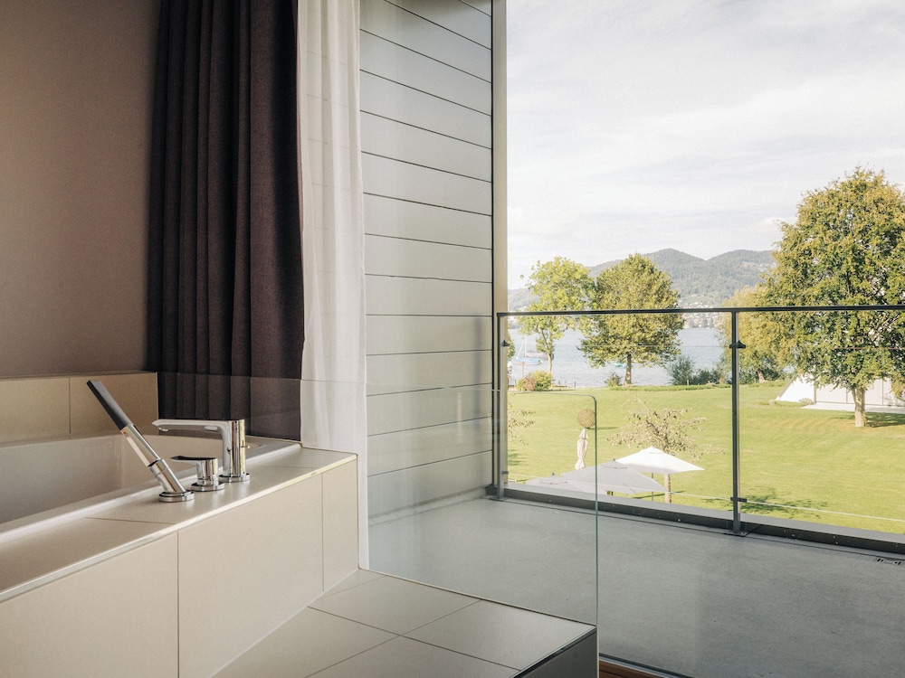 Panorama Lake View Junior Suite photo 2